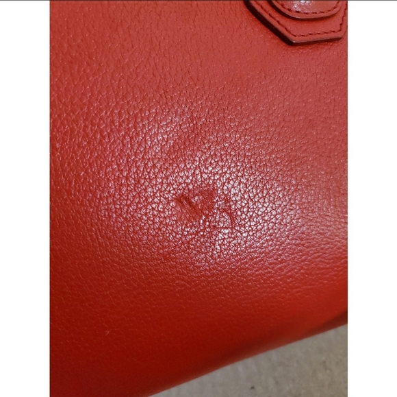 GIVENCHY Antigona Medium Red Bag - Picture 13 of 14